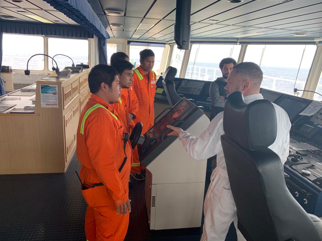Mykola Aleksyeyev bridge team safety training, MAMVC